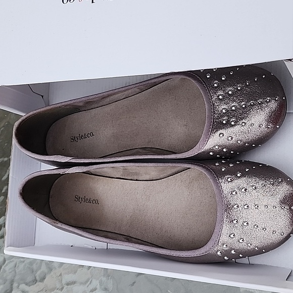 Style & Co  Flats Rhinestone Pewter size 8.5 M - Picture 2 of 3